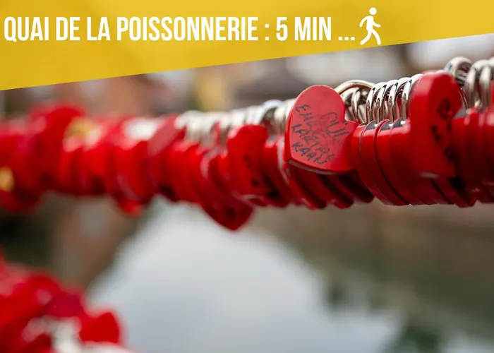 Bretzel Bed Petite Venise Bed In Shared Center Wi-fi קולמר